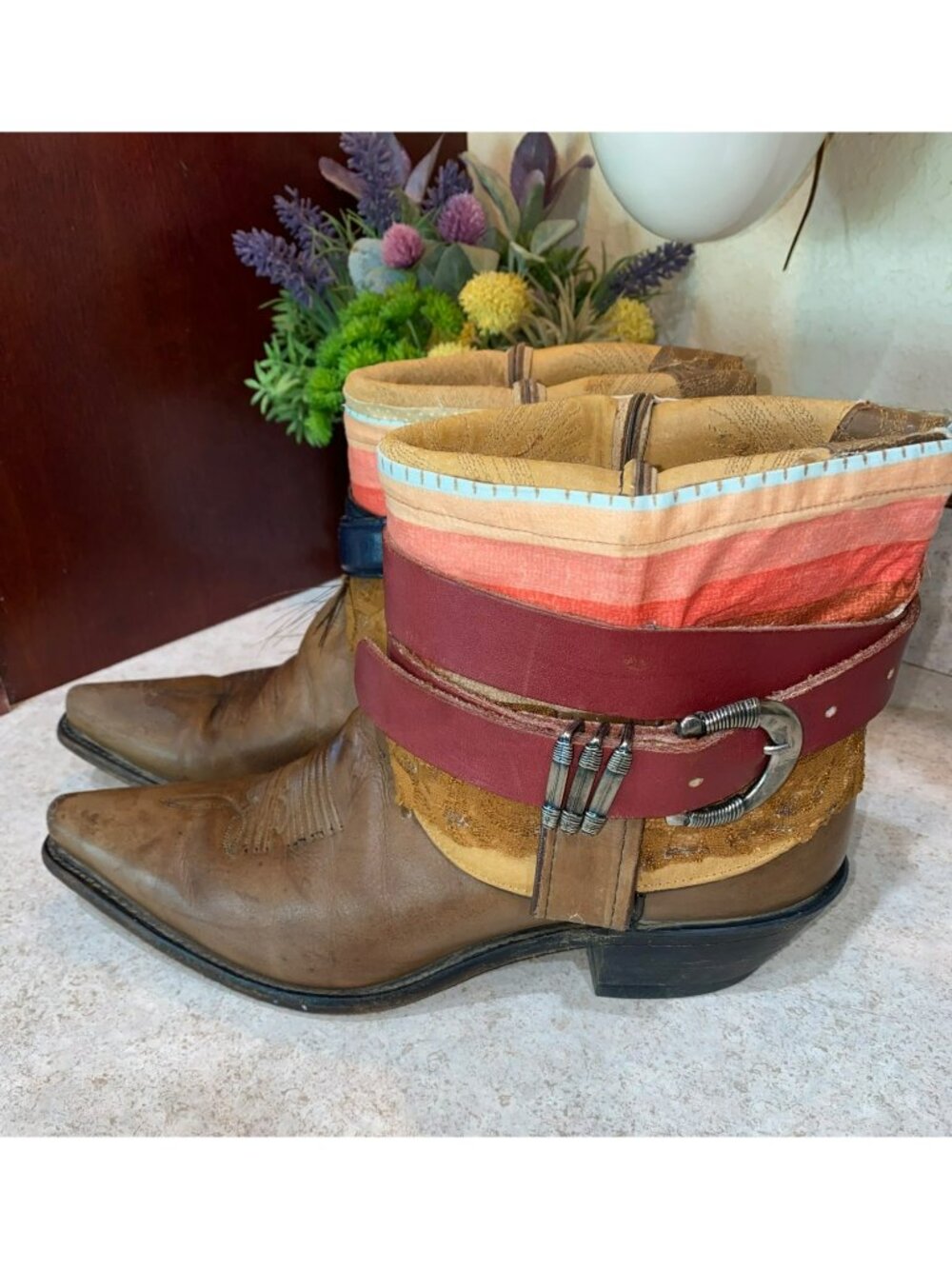 Tony Lama Women’s Size 8 Leather Ankle Boots Peacock Feather Boho Western